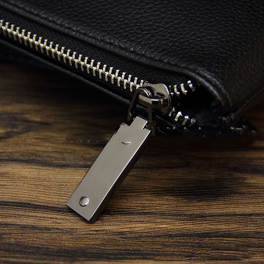 Bee Embroidered Men's Handheld Envelope Bag zipper detail